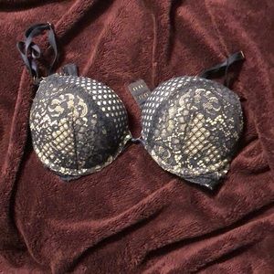 Victoria Secret BombShell Bra